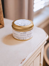 Load image into Gallery viewer, APPLES & MAPLE BOURBON • 8oz Candle - Kate and Belle