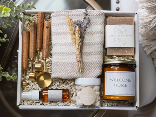 HOUSEWARMING GIFT BOX - Kate and Belle