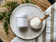 Load image into Gallery viewer, VANILLA AND COCONUT • 4OZ MILK BATH - Kate and Belle
