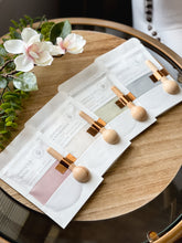 Load image into Gallery viewer, CLAY MASK • OATMEAL &amp; CHAMOMILE - Kate and Belle
